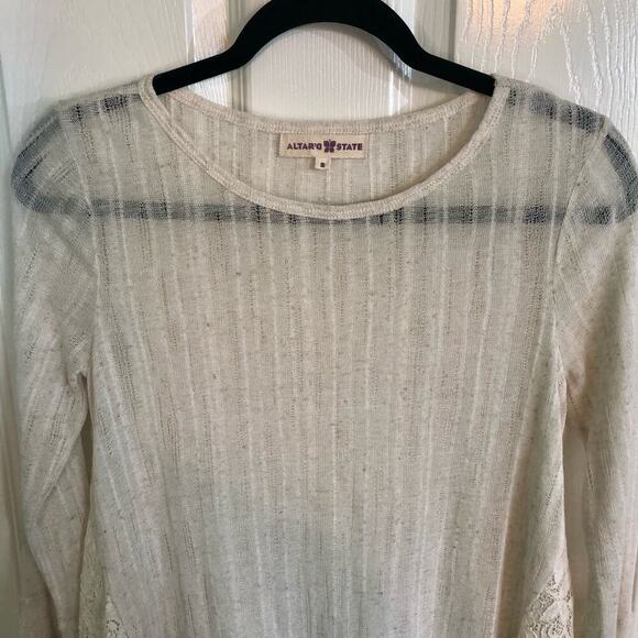 Altar'd State Long Sleeve Cream Gauzy Lace Bell Sleeve Blouse Size Small Boho - Picture 2 of 8